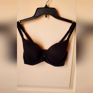 Victorias Secret black bra 32DD